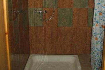 Polonia Privát Gębczyce, Esterno